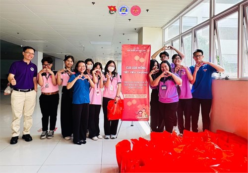 Tết yêu thương!