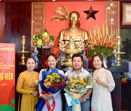 Ngành giáo dục nâng chất và phát triển đảng viên trong tình hình mới
