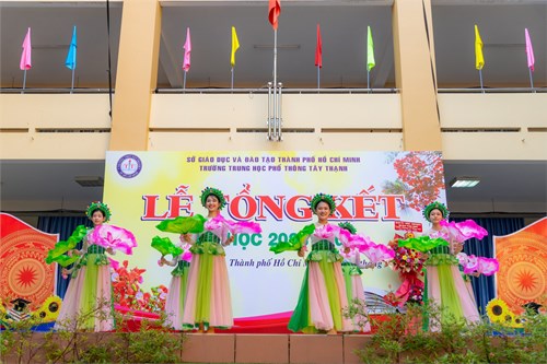 Trường THPT Tây Thạnh tổ chức Lễ Tổng kết Năm học 2023 - 2024