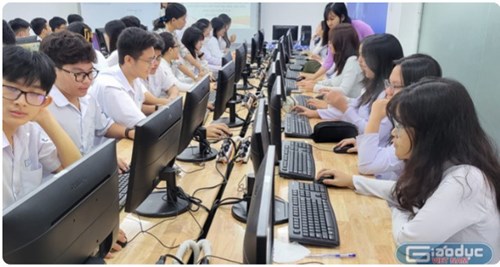 Đưa Tin học, Công nghệ vào môn thi tốt nghiệp THPT: Các trường chuẩn bị ra sao?