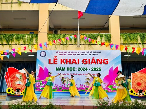 Khai giảng năm học mới tại TP.HCM: Đổi mới cơ sở vật chất, nâng cao chất lượng dạy và học