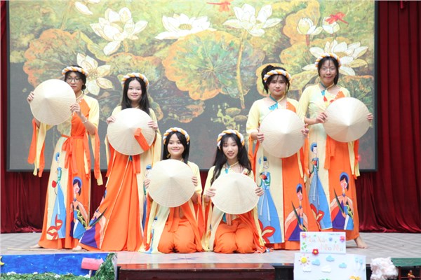 Báo cáo dự án học tập:  Đường đến văn học 