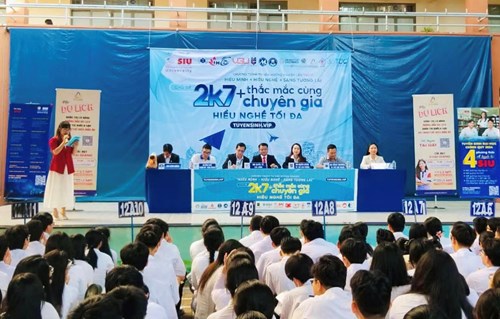 Chương trình Hướng nghiệp cho học sinh khối 12