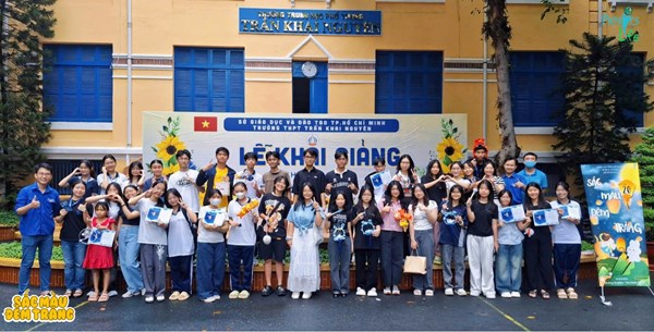 Offline 20 “sắc màu đêm trăng” – trung thu trọn vẹn và ấm áp