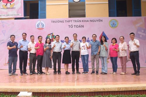 Ngoại khóa tổ Toán chủ đề : “TOÁN HỌC – TƯ DUY – NGHỆ THUẬT lần thứ 4”