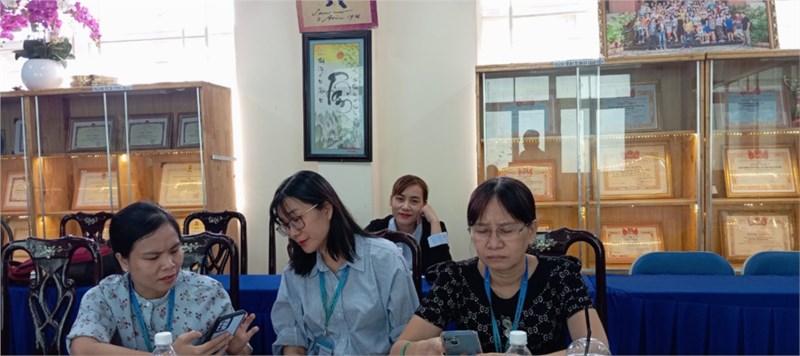 Trường trần phú tham dự hội thảo ứng dụng trí tuệ nhân tạo (ai)
trong công tác quản lý, dạy học và kiểm tra đánh giá