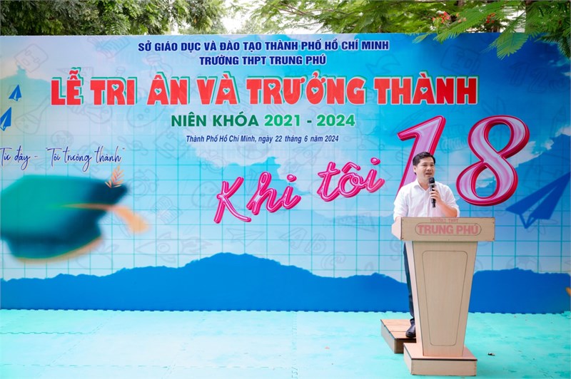 Lễ Tri ân và trưởng thành - Khi tôi 18 niên khóa 2021 - 2024