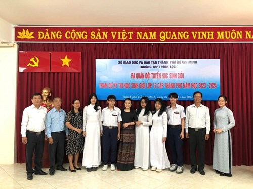 Ra quân đội tuyển tham dự Kỳ thi học sinh giỏi lớp 12 cấp Thành phố Năm học 2023 - 2024