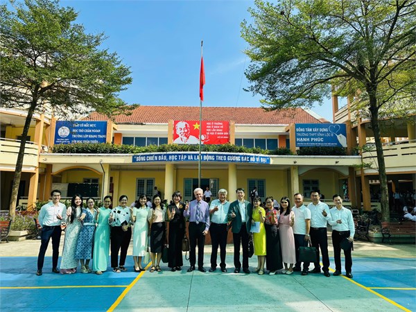 Tiếp đoàn khảo sát của Peace Corps