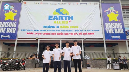 [Trường phổ thông Văn Lang] HỌC SINH VĂN LANG THAM GIA WRO 2024