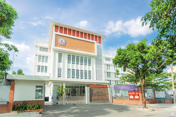 Tuyển sinh năm học 2025-2026