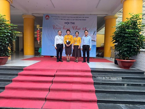 Trường Phổ Thông Đặc Biệt Nguyễn Đình Chiểu rộn ràng và tràn đầy năng lượng khi đón chào các bạn học sinh đến tham gia hội thi “Văn Hay Chữ Tốt” cấp thành phố lần thứ 25.