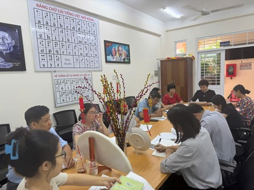 Chia sẻ chuyên đề môn Tiếng Việt và TNXH lớp 1 chương trình GDPT 2018