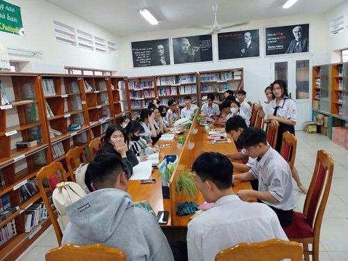 Hoạt động chuyên môn tổ Ngữ văn tháng 02/2025
