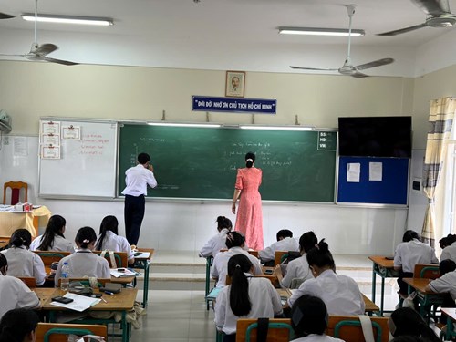 Hoạt động chuyên môn tổ Địa lý tháng 4/2025