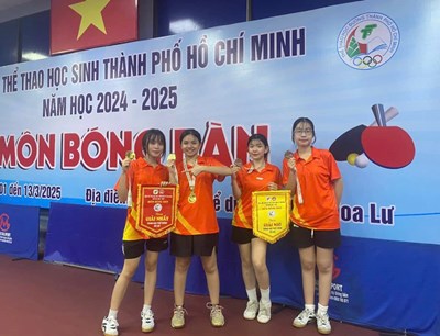 Chúc mừng em Trần Huỳnh Bảo Ngọc lớp 10a12 thi đấu môn Bóng bàn mang về 02 Giải Huy chương Bạc: 
01 Huy chương Bạc giải thể thao học sinh cấp TP Thủ Đức;
01 Huy chương Bạc Giải thể thao học sinh cấp TP Hồ Chí Minh;