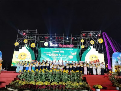 Tuyên dương “Công dân tiêu biểu” và “Học sinh tiêu biểu” Thành phố Thủ Đức năm 2024
