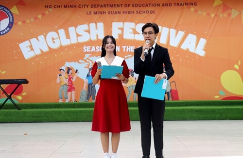 SHDC tuần 23 - Hội thi kể chuyện về Bác - Gala tiếng anh