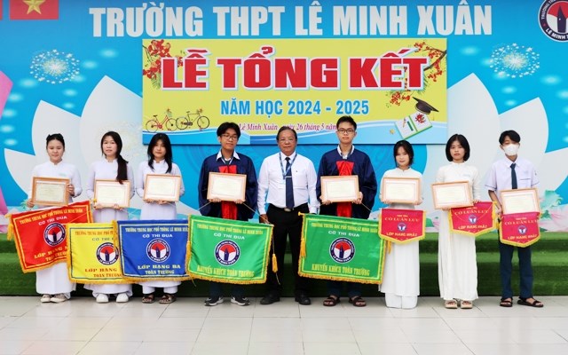 Lễ Tổng Kết Năm Học 2024 - 2025