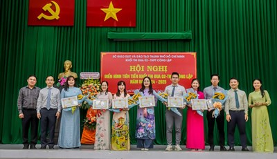 Hội nghị Điển hình tiên tiến khối thi đua 02-THPT Công lập năm học 2024 – 2025