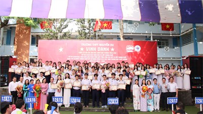 Vinh danh thầy cô hướng dẫn và các em học sinh đạt giải trong kỳ thi chọn học sinh giỏi 12 cấp thành phố, kỳ thi học sinh giỏi giải toán trên máy tính cầm tay cấp thành phố, cuộc thi Olympic Thành phố Hồ Chí Minh dành cho học sinh trung học phổ thông - Năm học 2024-2025