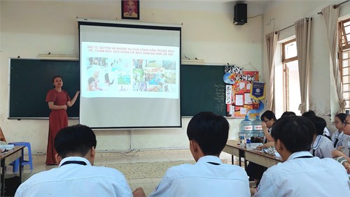 Tổ giáo dục kinh tế và pháp luật

hoạt động nghiên cứu bài học cho khối 12

năm học 2024-2025

bài 12:

quyền và nghĩa vụ của công dân trong bảo vệ, chăm sóc sức khỏe và bảo đảm an sinh xã hội