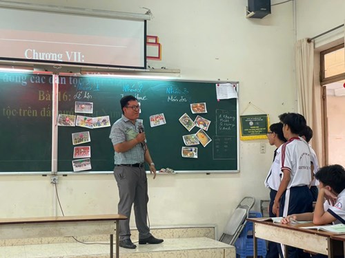 Tổ Lịch sử tổ chức Nghiên cứu bài học - Chủ đề: CÁC DÂN TỘC TRÊN ĐẤT NƯỚC VIỆT NAM