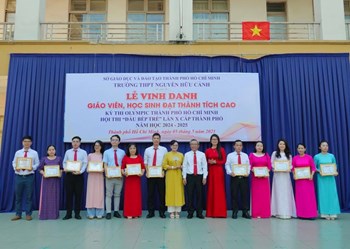 Lễ vinh danh: giáo viên, học sinh đạt thành tích cao kỳ thi olympic thành phố hồ chí minh - hội thi “đầu bếp trẻ” lần thứ x cấp thành phố -năm học 2024 – 2025