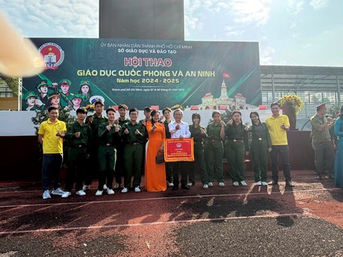 Học sinh trường Nguyễn Hữu Cảnh

tham gia Hội thao Giáo dục Quốc phòng và An ninh

năm học 2024-2025