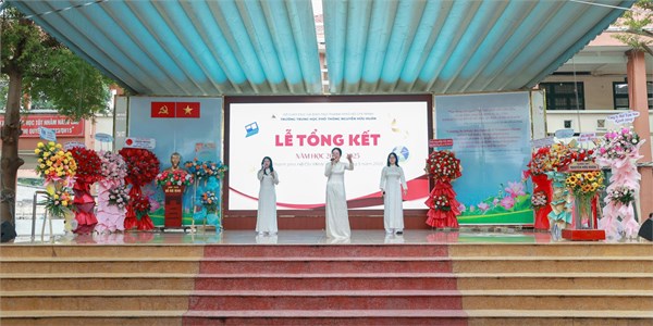 LỄ TỔNG KẾT NĂM HỌC 2024-2025 THPT Nguyễn Hữu Huân - Nơi chắp cánh ước mơ