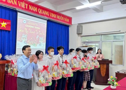 Các hoạt động chào đón xuân ất tỵ 2025
