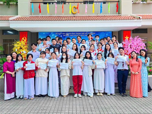 Ra quân đội tuyển học sinh giỏi khối 12 cấp thành phố