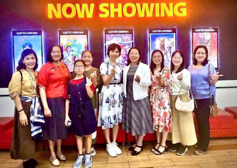 Ngoại khóa xem phim  Moana2  do tổ Ngoại ngữ tổ chức