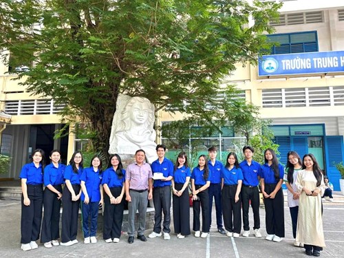 Chào mừng 94 năm ngày thành lập Đoàn TNCS Hồ Chí Minh (26/3/1931 - 26/3/2025)