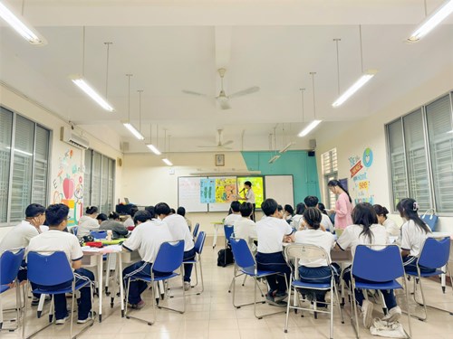 Sinh hoạt chuyên môn tổ Sinh – Công nghệ.