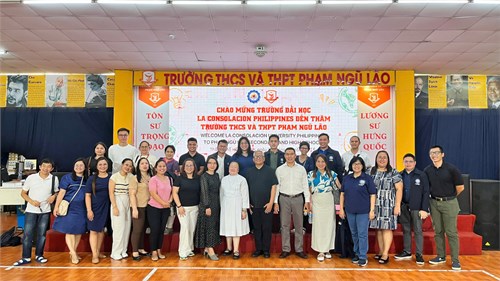 Trường thcs và thpt phạm ngũ lão hân hoan đón tiếp đoàn đại học la consolacion (philippines)