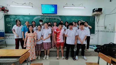 Hoạt động clb tiếng anh 2025
