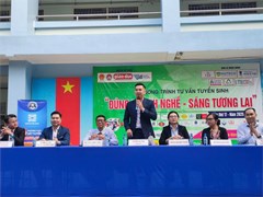 Sôi nổi buổi tư vấn hướng nghiệp – tuyển sinh 2025 tại trường thpt phạm văn sáng