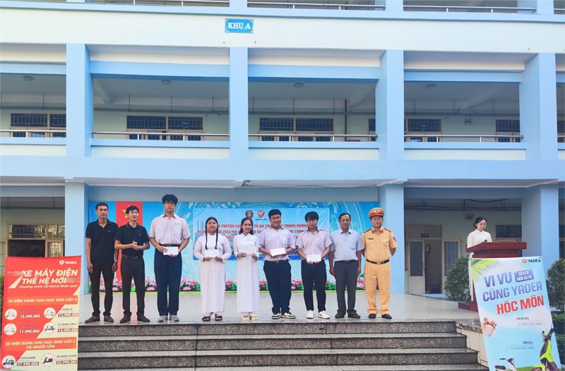 Tuyên truyền Luật trật tự an toàn giao thông đường bộ tháng 5/2025