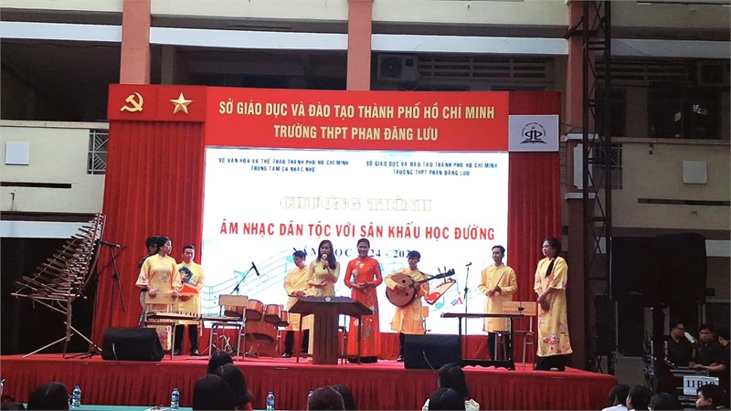 Âm nhạc dân tộc: hào quang trở lại