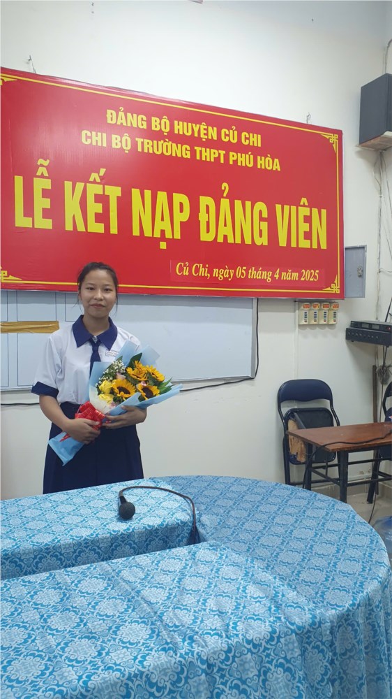 Lễ Kết Nạp Đảng