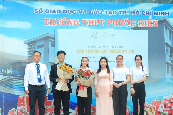 Chuyên đề tâm lý học đường:  Giải toả áp lực trước kỳ thi  - Khi yêu thương lên tiếng