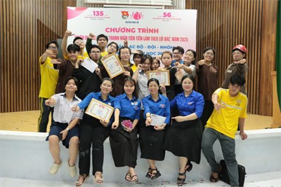 Liên hoan câu lạc bộ - Đội - Nhóm trường học