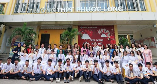 Lễ ra quân đội tuyển học sinh giỏi khối 12