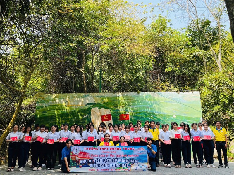 Lễ kết nạp đoàn viên chào mừng kỷ niệm 94 năm ngày thành lập đoàn thanh niên cộng sản hồ chí minh (26/3/1931 – 26/3/2025)