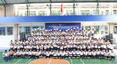 Tuyên dương học sinh đạt thành tích xuất sắc trong kì thi tin học quốc tế microsoft office specialist (mos), năm học 2024 - 2025
