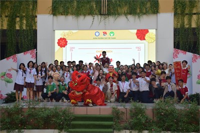 Cùng đón mùa xuân với những hoạt động mới lạ mang yêu thương và niềm vui đến học sinh tại Trường THPT Tây Thạnh
