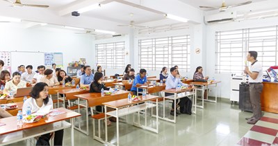 Buổi tập huấn chuyên đề  Xây dựng trường học số 