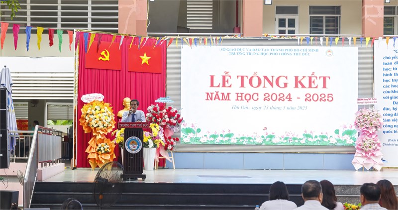 <a href="/tin-su-kien/le-tong-ket-nam-hoc-2024-2025/ctfull/44261/529408">Lễ tổng kết năm học 2024 – 2025</a>