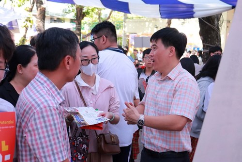 Ngày hội tự tin vào lớp 10 trường thpt trần khai nguyên